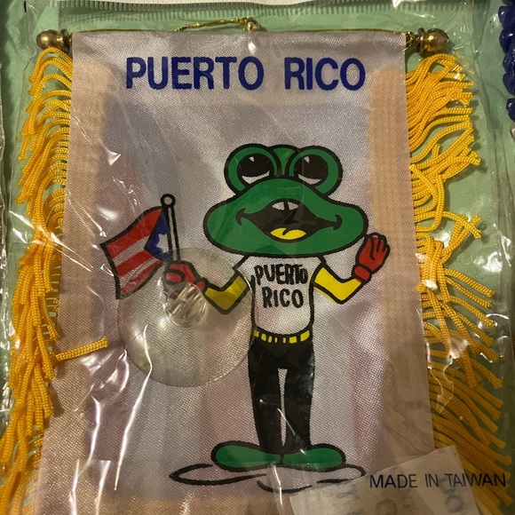 NWT Coqui Items 2 charm Beaded necklace and PR Coqui Car Flag Puerto Rico - Picture 5 of 6